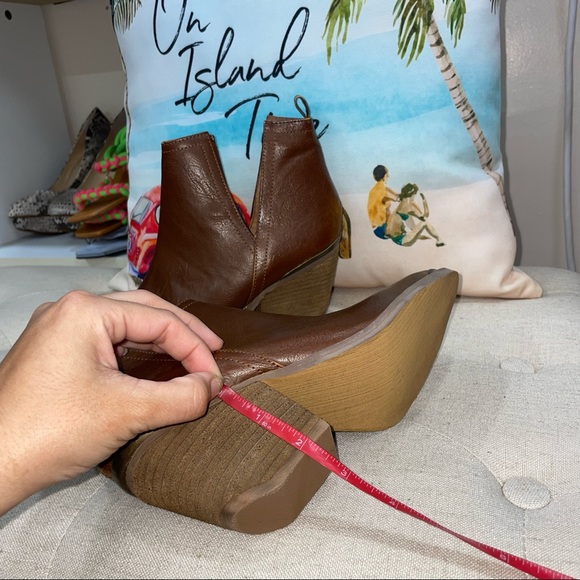 Not Rated Women's For My Peeps Faux Leather Almond Toe Heeled Ankle Boot - Picture 9 of 14